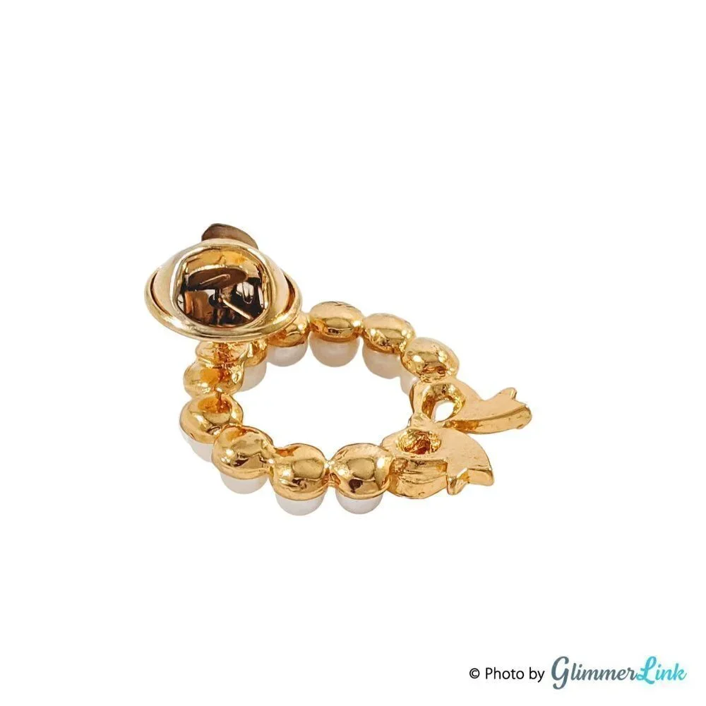 Vintage 1990s Avon Pearlesque Faux Pearls Bow Gold Tone Wreath Pin